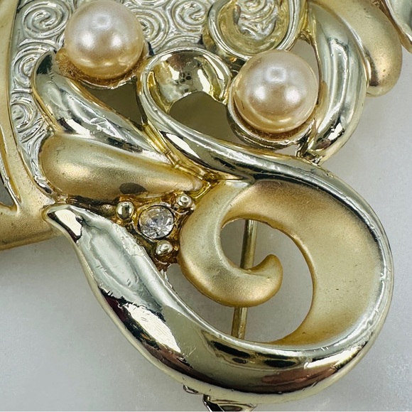 Woman Face Mask Brooch Pin Scroll Faux Pearl Rhinestone Accent Gold Tone Theater - Picture 9 of 10